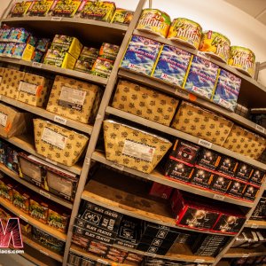 Winkel bezoek , quartel-vuurwerk pijnacker