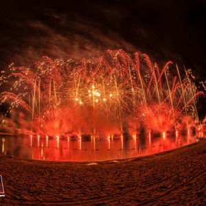 Demo Vuurwerktoppers.nl - Vuurwerk foto's