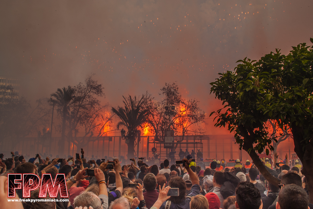 14-03-2017 - Mascleta Pirotecnia Vulcano